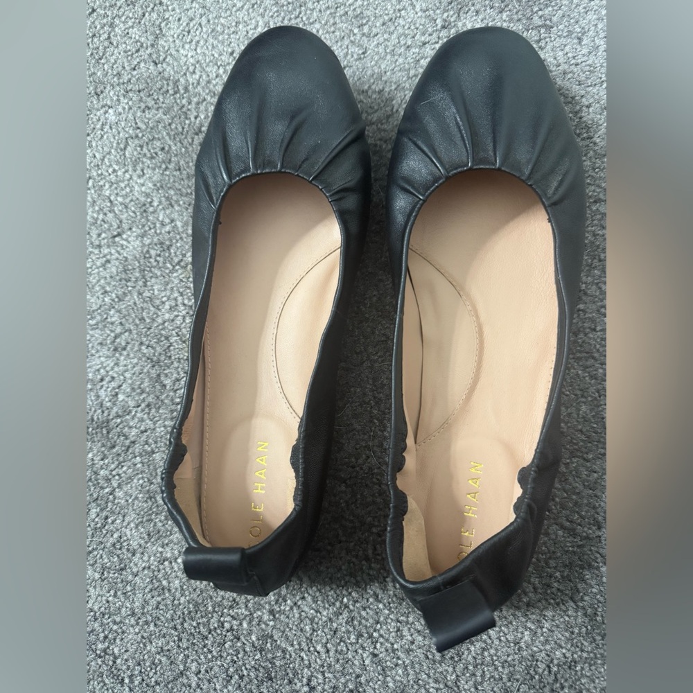 Woman’s Cole Haan leather ballet flats size 9